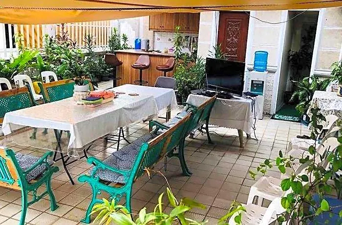 The Mansion - 20 Pax Luxury Near Airport In Pasay 호텔 4*