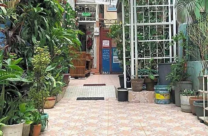 The Mansion - 20 Pax Luxury Near Airport In Pasay 호텔 4*
