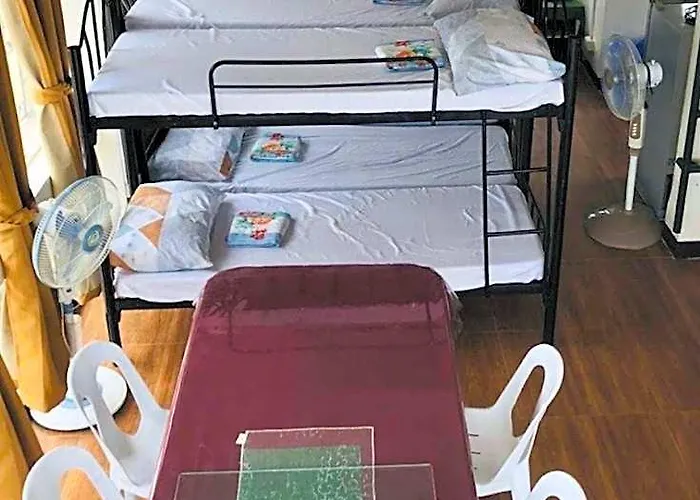 호텔 The Mansion - 20 Pax Luxury Near Airport In Pasay 4*